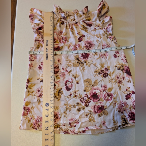 Express Floral Ruffle Sleeve Blouse in Purple and Tan - Picture 7 of 8